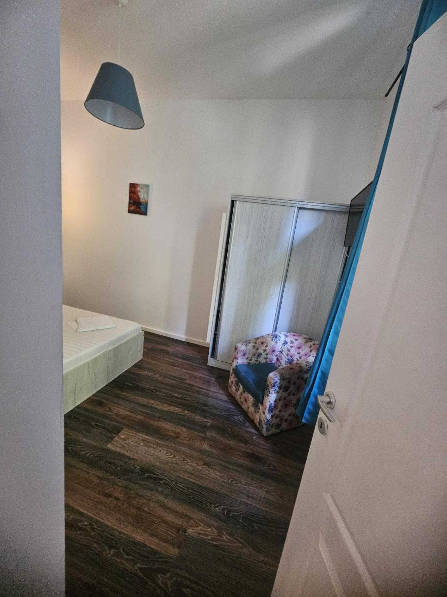Stanford Aparthotel Bucarest Extérieur photo